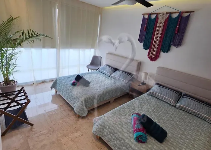 Aparthotel Private Suite, Walk To The Beach, Oceanview Rooftop Pool, Wifi Starlink