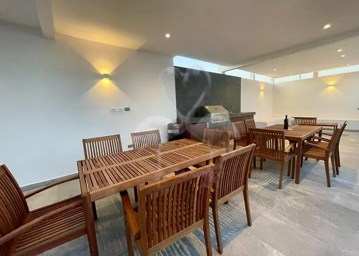 Aparthotel Private Suite, Walk To The Beach, Oceanview Rooftop Pool, Wifi Starlink Puerto Morelos